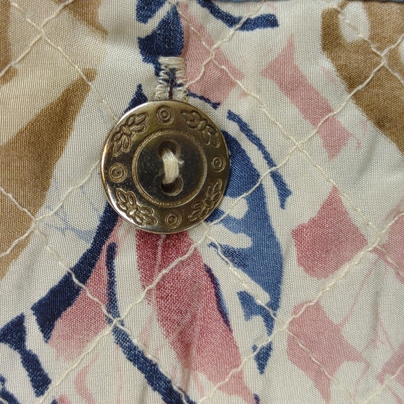 Alfred Dunner Petite Lightweight LS Quilted Silk Pink/Blue/Tan Floral BU Jacket - Picture 3 of 11